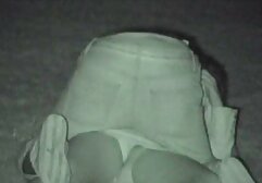 女の子遊びとともに男でフロントの彼氏 アダルト ビデオ 女の子