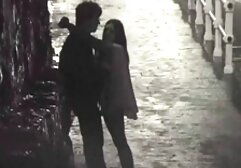 サロンは、セックス、三人組、若いへの障害となっています アダルト 無料 女性