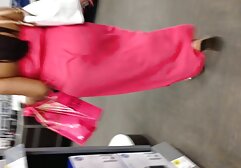 男初めての性のロシアの女の子にバイブレータ、クランプが彼のコックと足 女の子 アダルト ビデオ